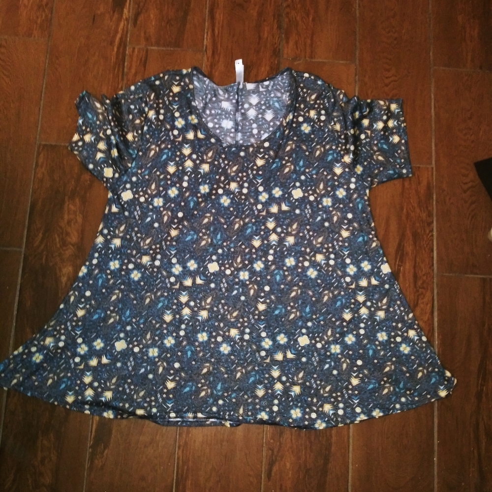 LuLaRoe Heather Charcoal Grey Print Top 3X
